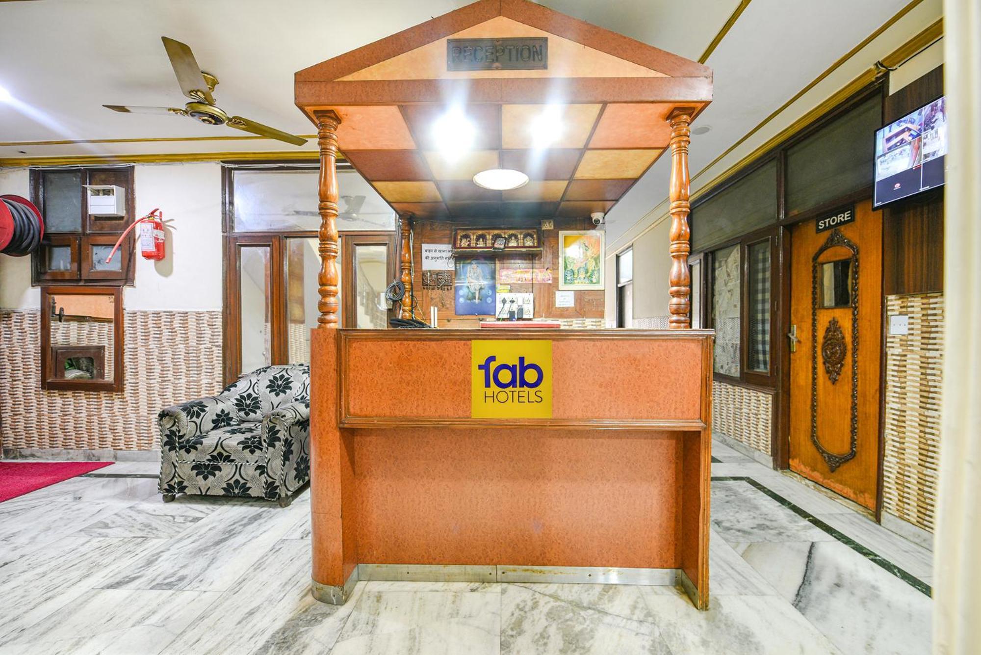 Fabhotel Royal Inn Chandīgarh Екстериор снимка