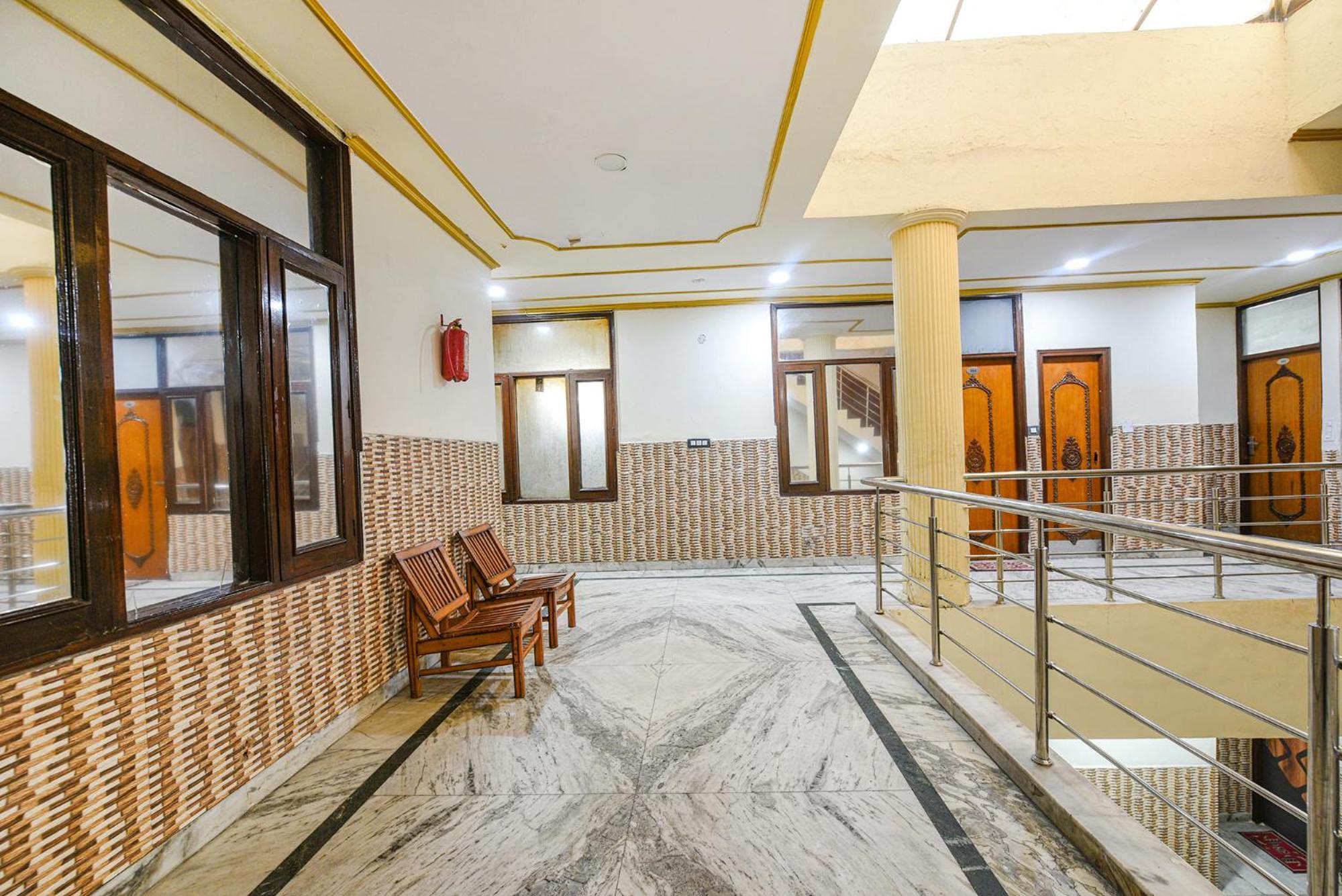 Fabhotel Royal Inn Chandīgarh Екстериор снимка