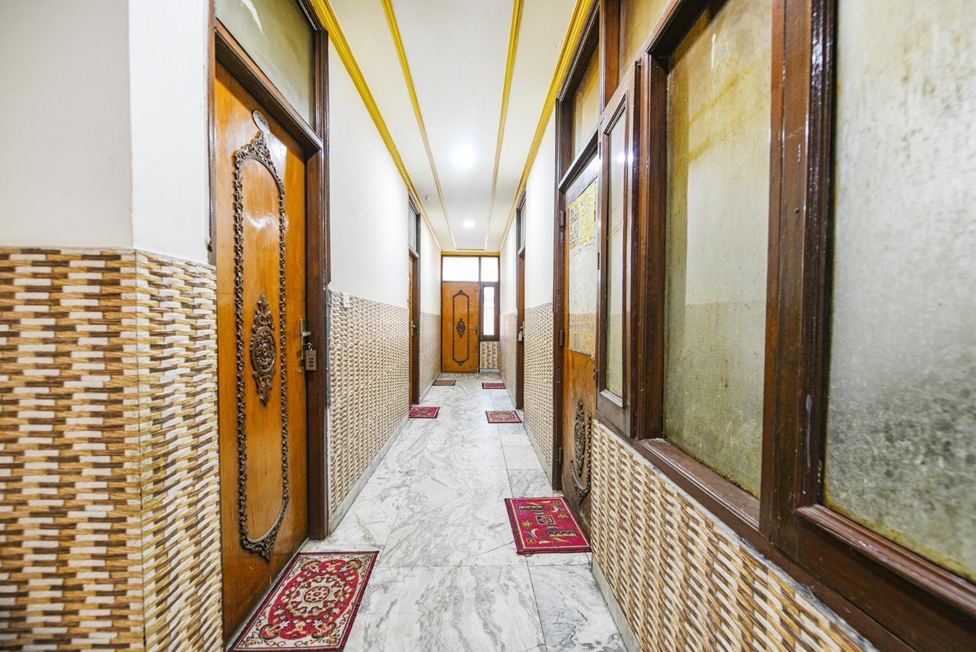 Fabhotel Royal Inn Chandīgarh Екстериор снимка